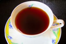 レースを浮かべたファンシーなコーヒーが飲みたい