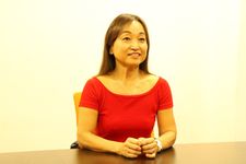 『週1回15分スクワット 還暦でビキニになる！』（みらいパブリッシング刊）の著者、竹村啓子さん