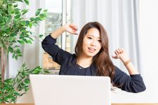 仕事中の眠気にさようなら！脳のピークを日中に持ってくる朝の習慣（＊画像はイメージです）