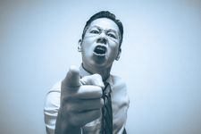 どの職場にもいる「声の大きな人」に押し切られないための議論の秘訣とは？（＊画像はイメージです）