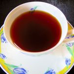 レースを浮かべたファンシーなコーヒーが飲みたい