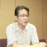 『文字渦』（新潮社刊）の作者、円城塔さん
