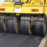 道路舗装に必須「アスファルト」って一体何？（＊画像はイメージです）