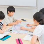 小学生までの自己肯定感がその後の人生に及ぼす影響とは（＊画像はイメージです）
