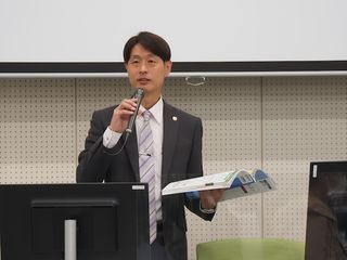 『文庫版 デキる社会人になる子育て術 元ソニー開発マネージャが教える社会へ踏み出す力の伸ばし方』(幻冬舎刊)の著者・鬼木一直さん